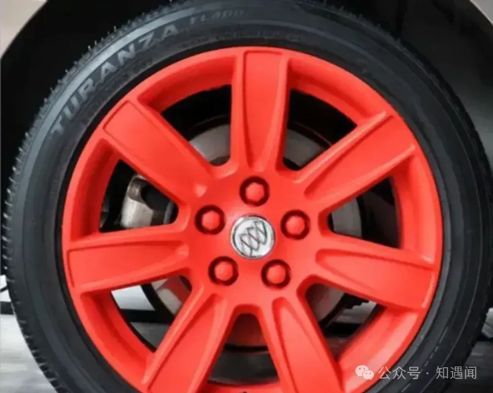 高速路换胎_高速换车胎_高速换胎注意什么